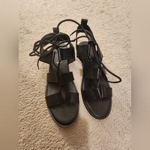 Women Le Petite Made In Italy New Black Women's Sandals String Ties Size 41/9.5